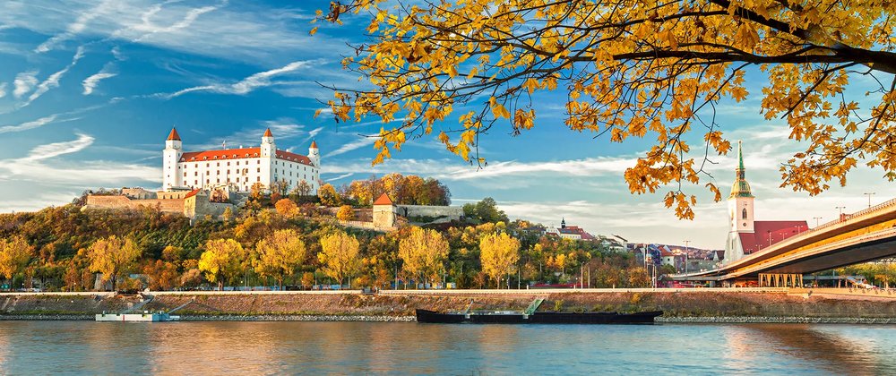 Top Autumn Luxury Cruise Destinations