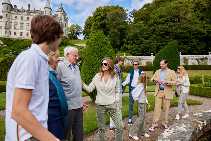 Seven Seas Voyager Familiies