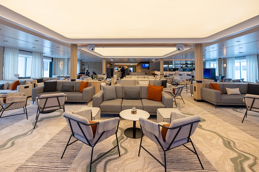 Swan Hellenic Amenities Observation Lounge