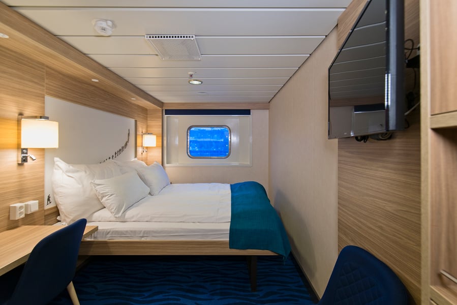 MS Richard With Accommodation