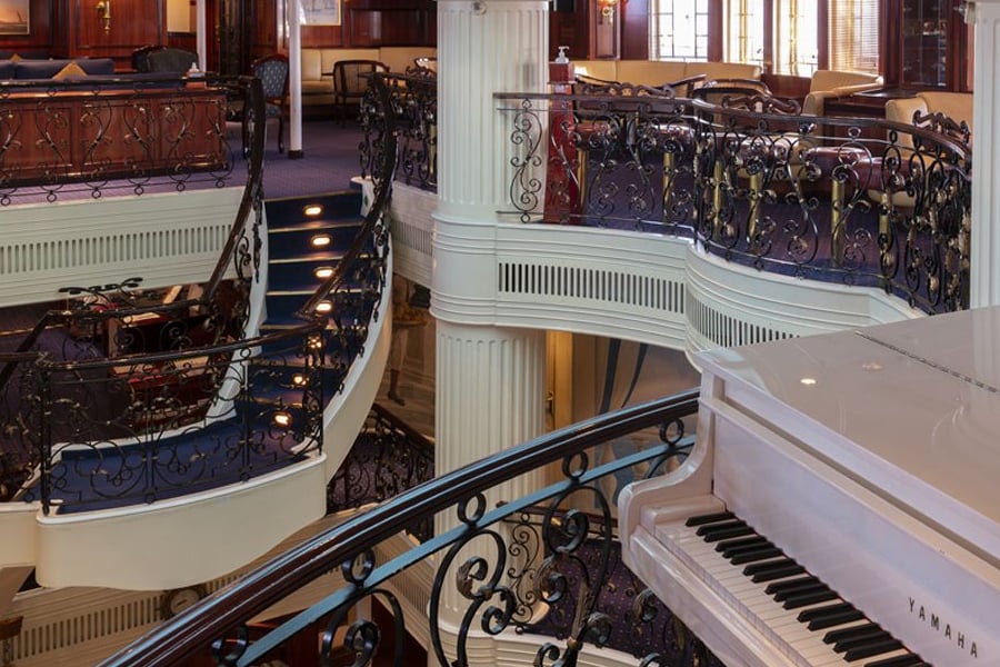 Royal Clipper Entertainment