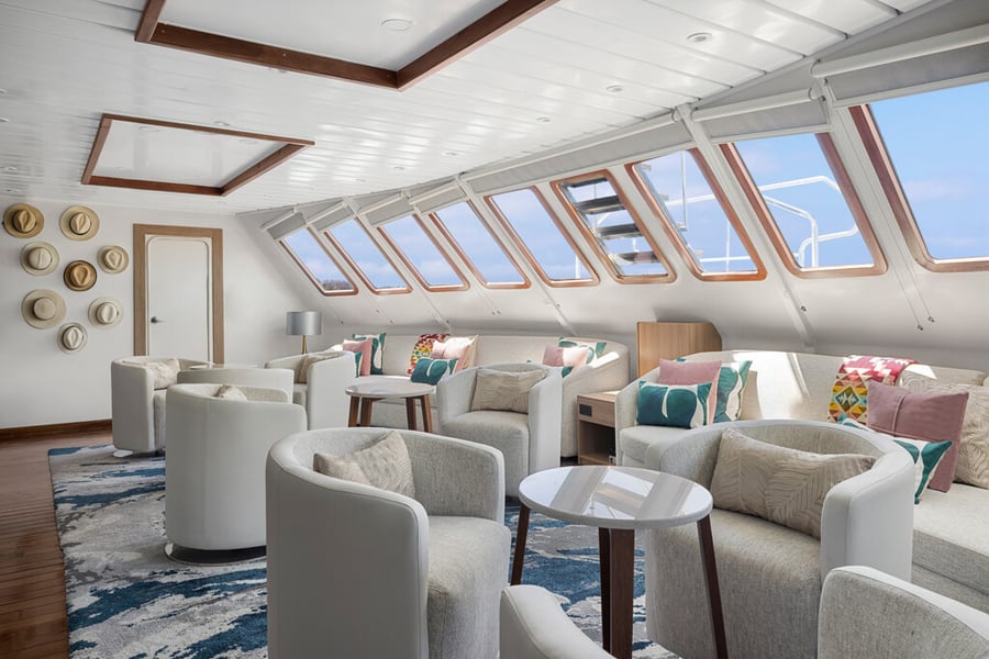 Lindblad National Geographic Delfina Amenities