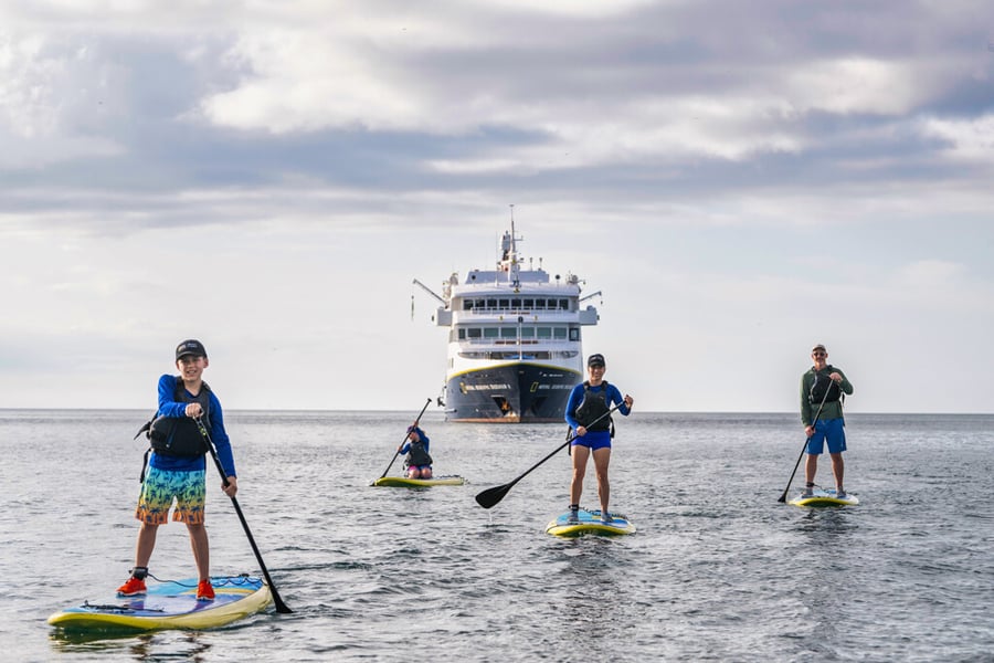Lindblad National Geographic Endeavour II Amenities