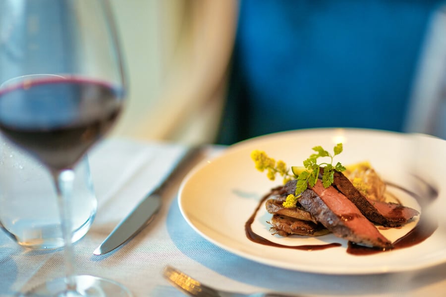 Lindblad National Geographic Endurance Dining