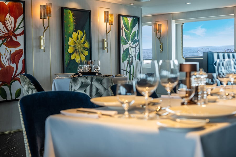 Lindblad National Geographic Islander II Dining