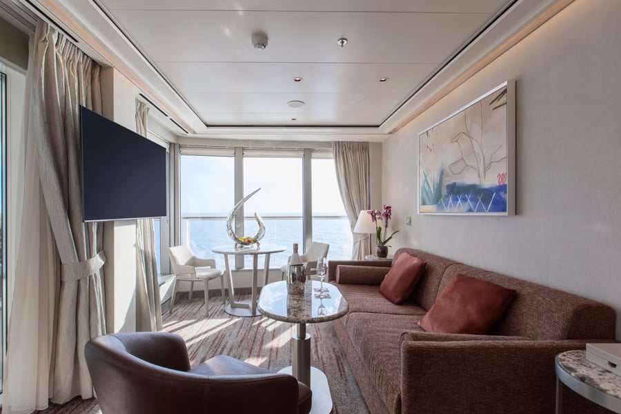 Silversea Accommodation Royal and Owners Suites