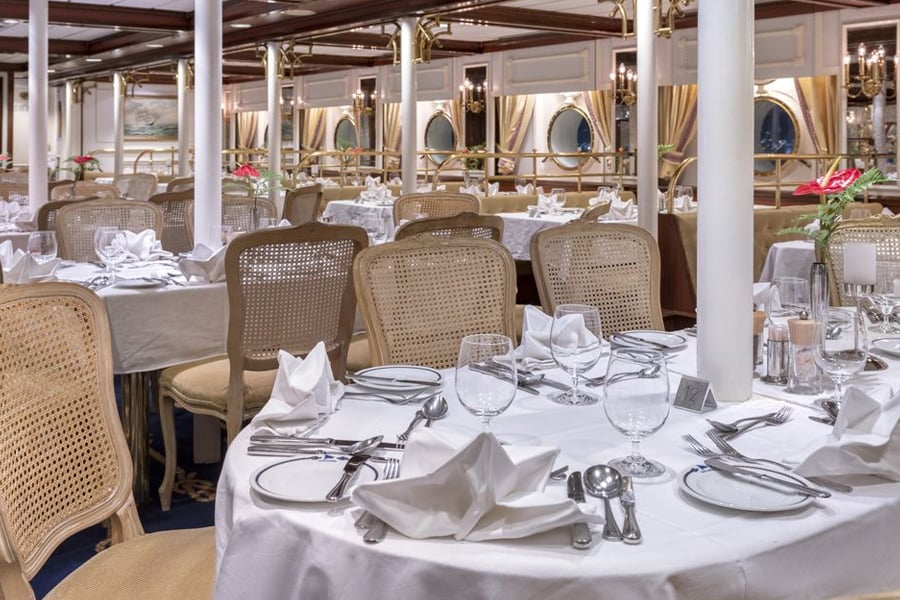 Star Clipper Dining