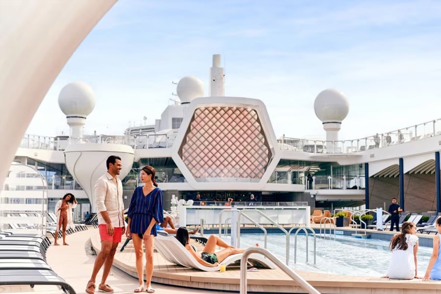 celebrity cruises entertainment day