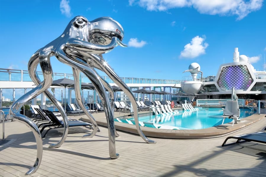 celebrity cruises pools