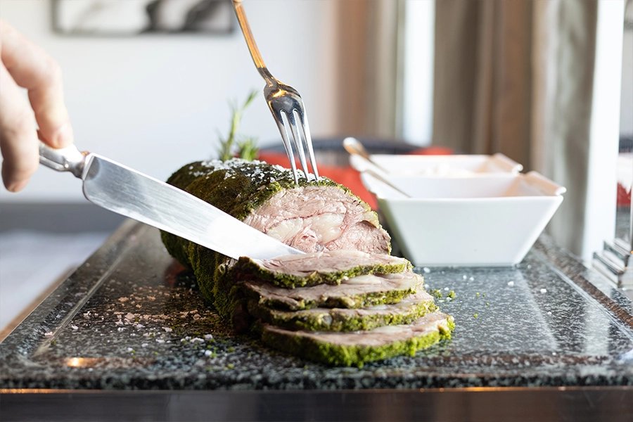 crystal cruises onboard dining