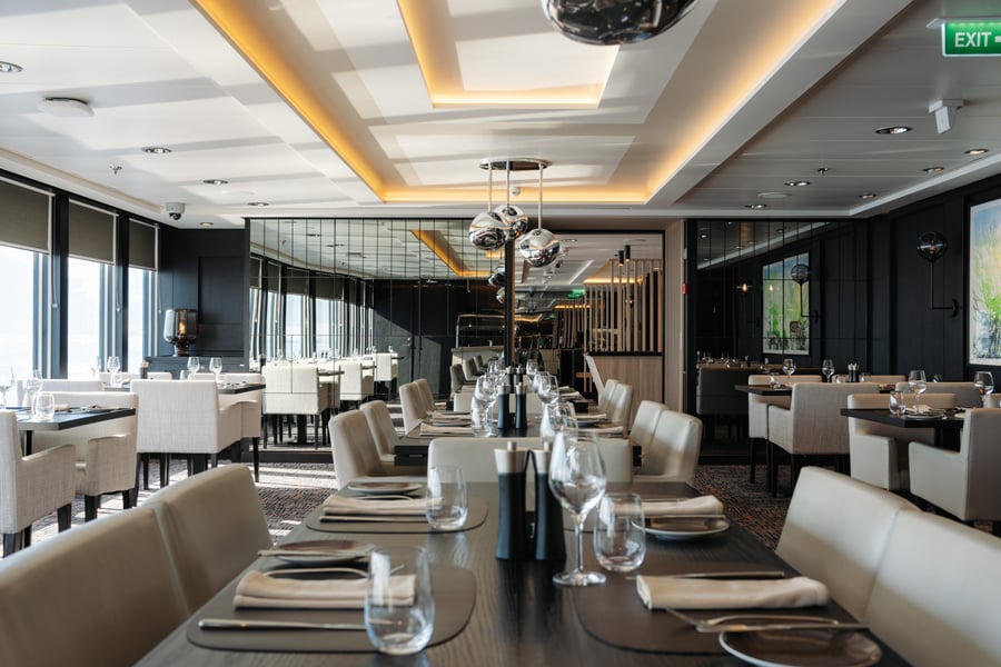 MS Fridtjof Nansen Dining