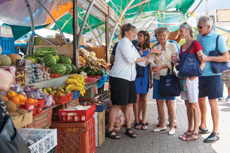 Oceania Sirena Families