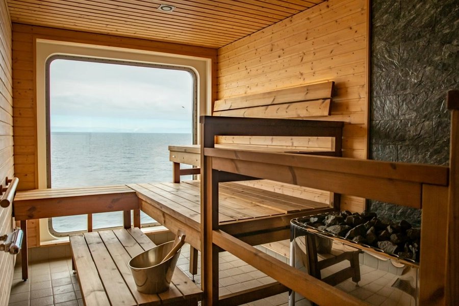ae expeditions sauna
