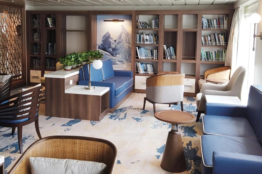 ae expeditions social areas