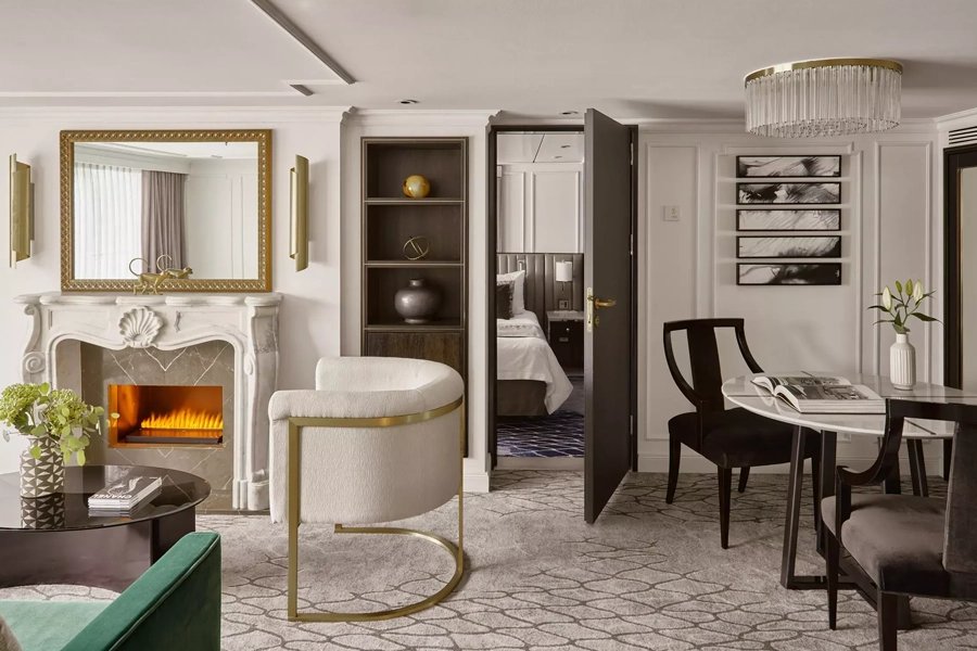 larger suites on riverside cruises