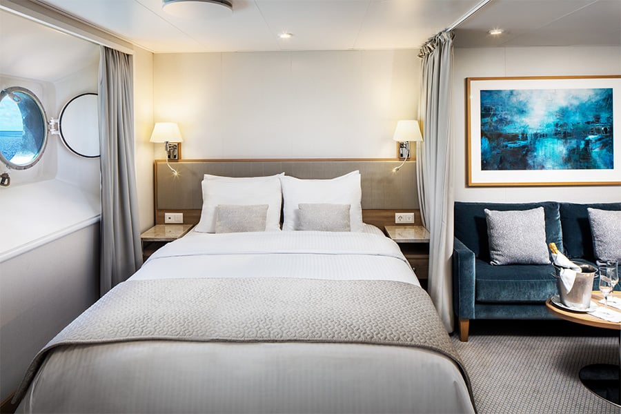 seadream accommodation commodore suite