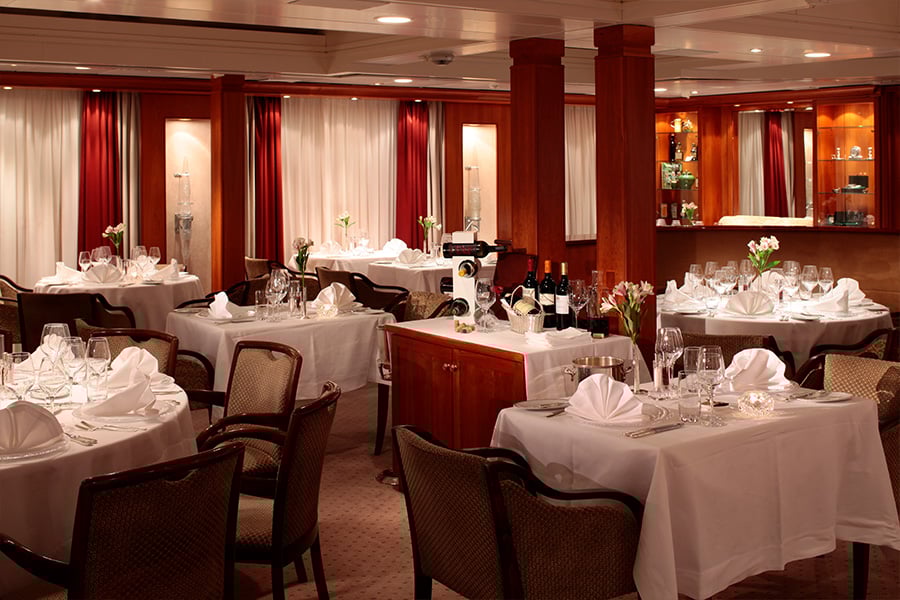 seadream dining salon