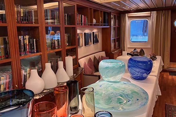 SeaDream Library