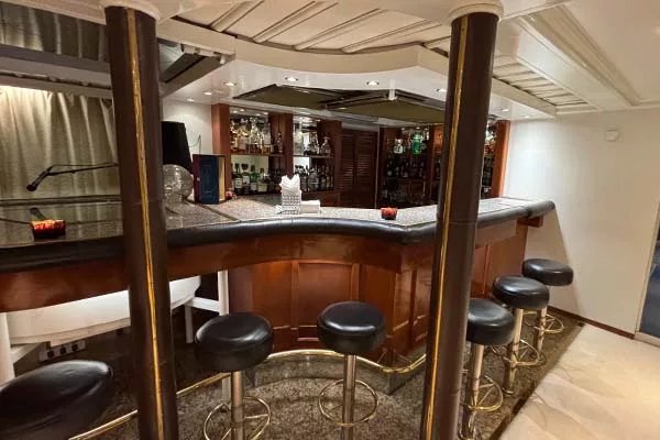 SeaDream Piano Bar