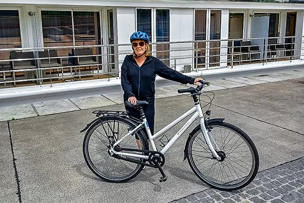 Debbie AmaReina E-Bikes