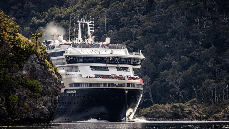 MS Roald Amundsen