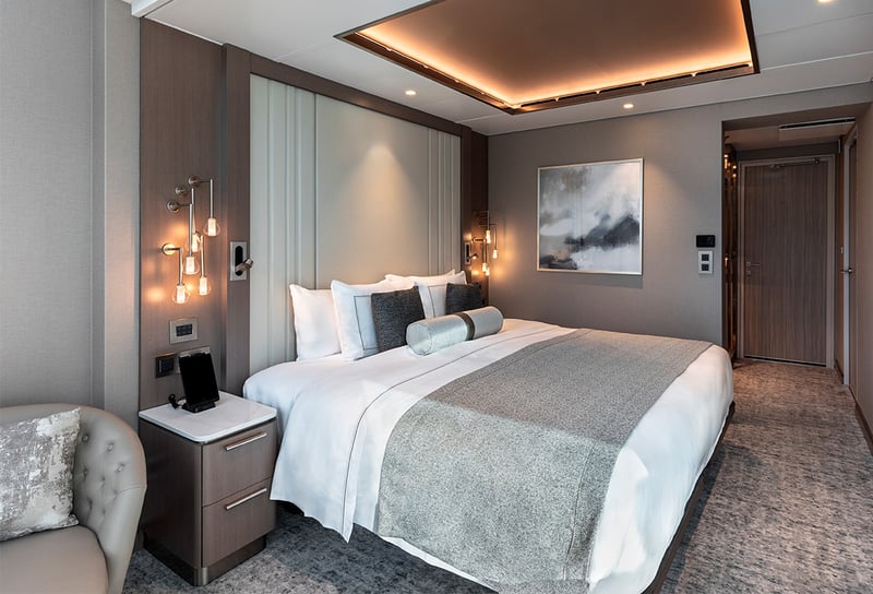 Silversea Cruises Silver Endeavour Signature Bedroom - How to Choose the Right Cruise Cabin Inside, Balcony or Suite