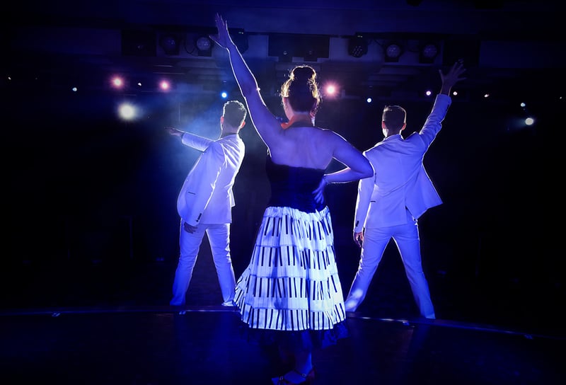 Venetian Lounge on Silversea Cruises Entertainment - Life on a Silversea cruise what to expect