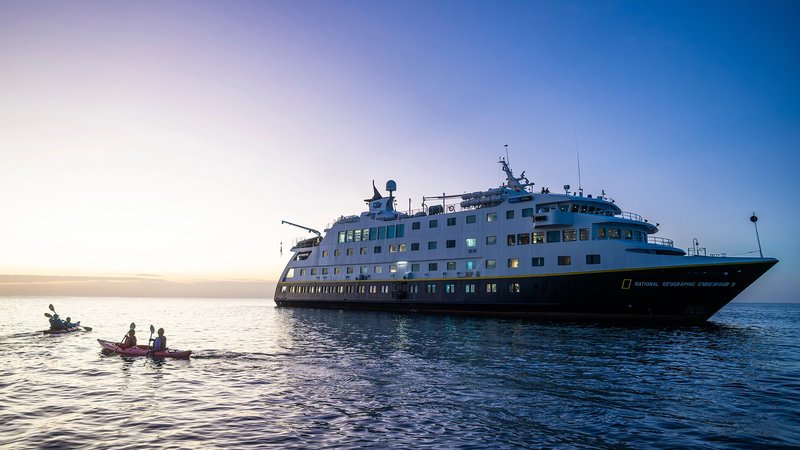 lindblad expeditions galapagos fleet