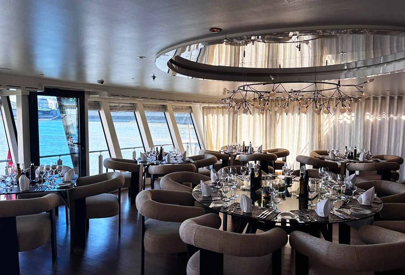 AmaWaterways-AmaMora-Chef's-Table-Dining-Area---AmaWaterways-AmaMora-Review-May-2026