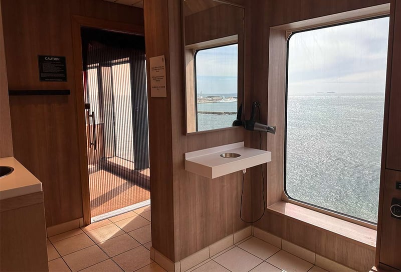 HX-MS-Fridtjof-Nansen-Review-Two-Perspectives-HX-MS-Fridtjof-Nansen-Sauna-Wellness-and-gym