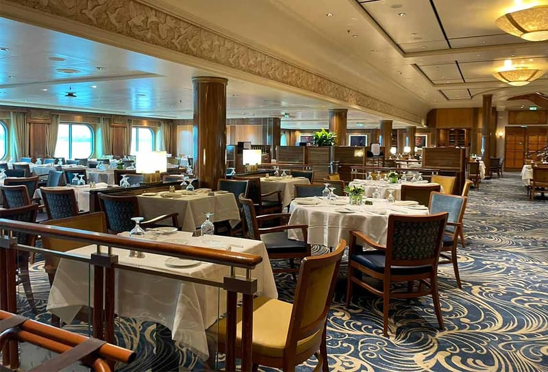 Queen-Mary-2-Review-Norwegian-Fjords-Restaurant