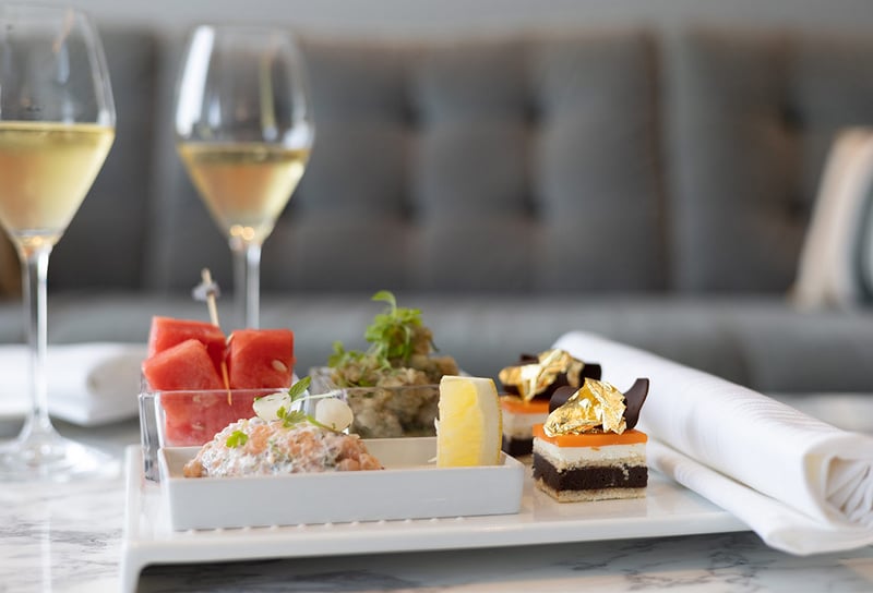 In-Suite-Dining-pn-Crystal-Cruises-Restaurant-Crystal-Cruises-Dining-Options