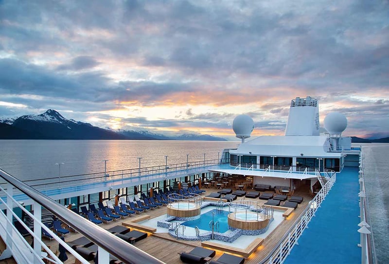 Oceania-Regatta-Pool-Deck-Sunset-Oceania-Regatta-Ship-Guide