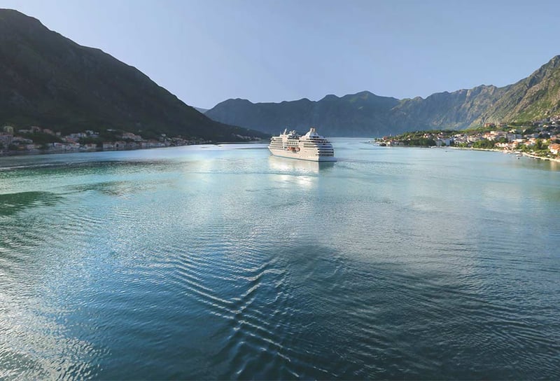 Regent-Seven-Seas-Cruises-Alaska-Alaska-from-Vancouver-The-best-luxury-lines-and-routes