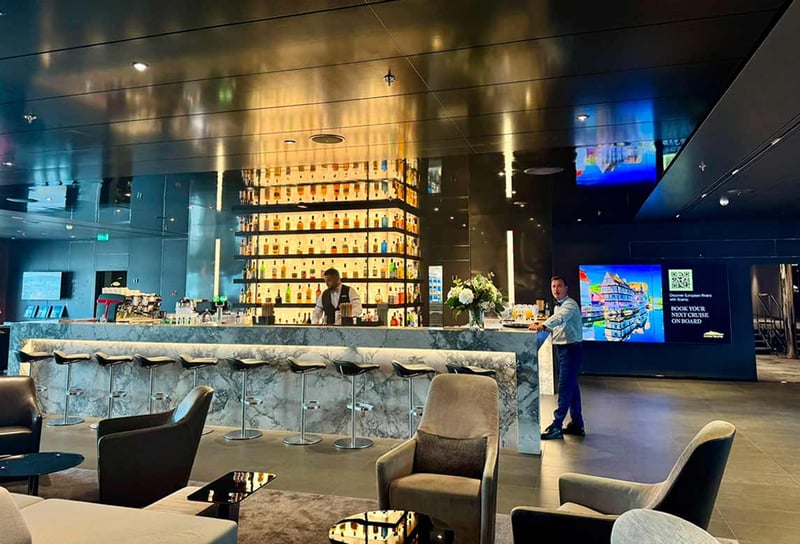 Scenic-Lounge-and-Bar-Scenic-Eclipse-II-Review-A-Ship-Visit