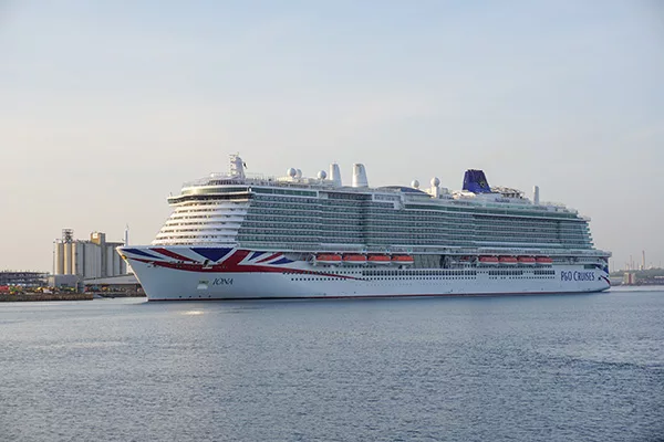 P&O Cruises Iona At Sea
