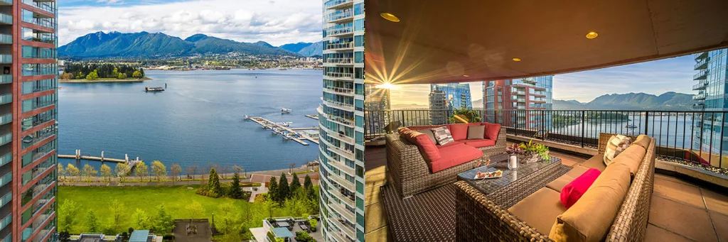 Pinnacle Hotel Harbourfront Vancouver